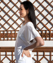 T-shirt effet satiné Unity blanc de côté