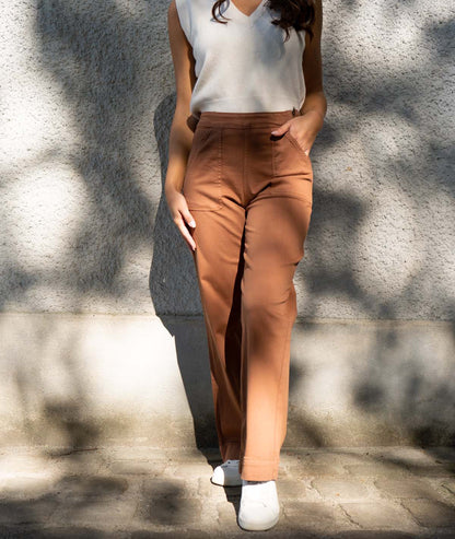 Pantalon flare fermeture à zip camel de face