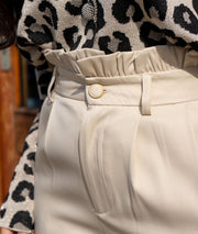 Pantalon tailleur large Lowa beige détail avant