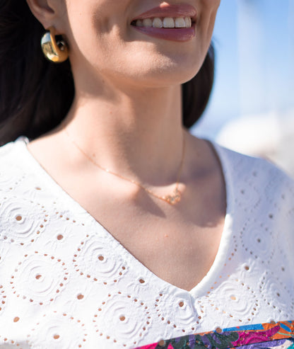 T-shirt ajouré imprimé floral blanc détails