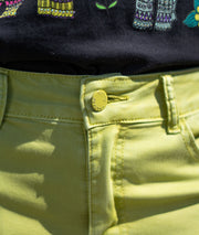 Pantacourt en jean Lotus anis détails