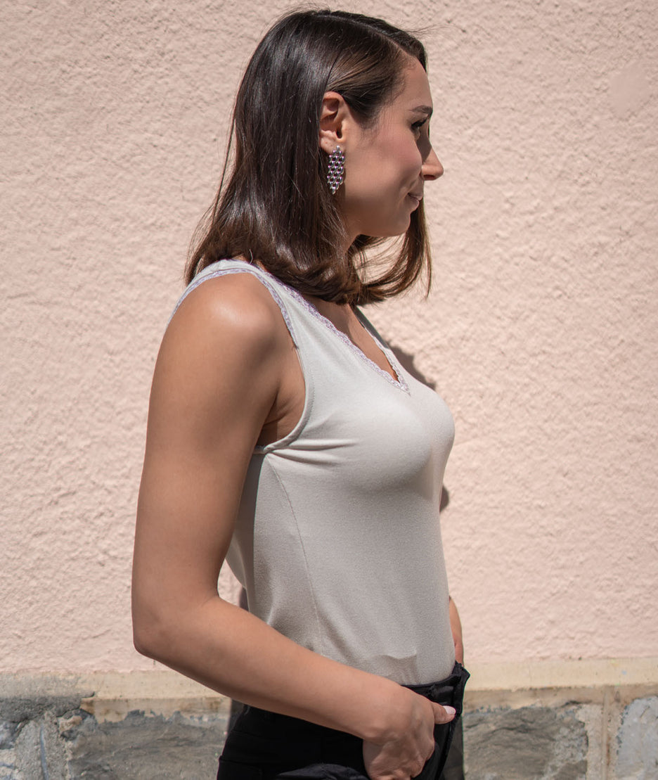 Débardeur dentelle beige coté