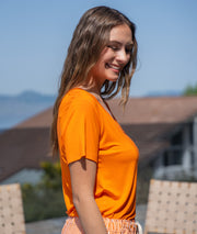 T-shirt col V Andrea orange cote