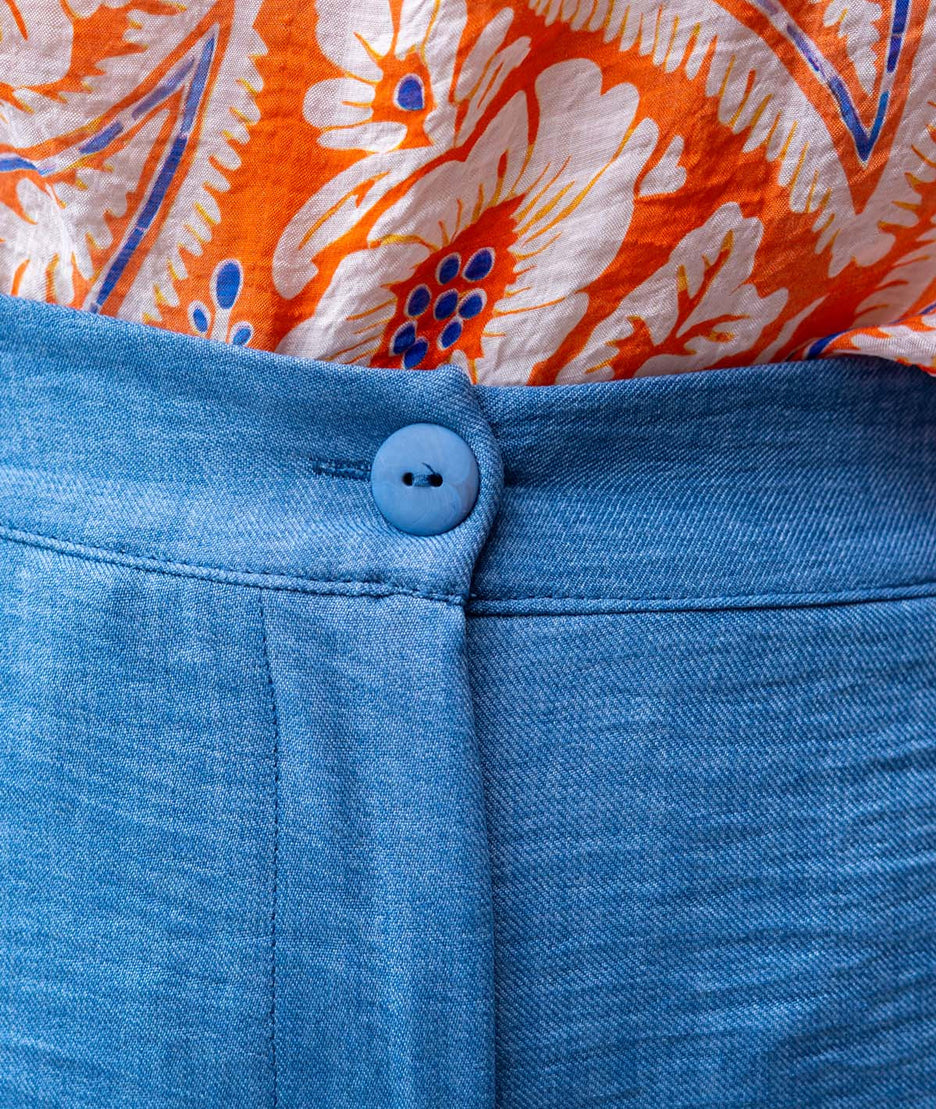 Pantalon fluide d'ensemble Tia couleur jean détail bouton
