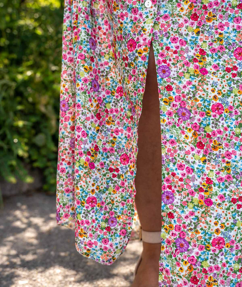 Jupe longue motif fleuri détail fente