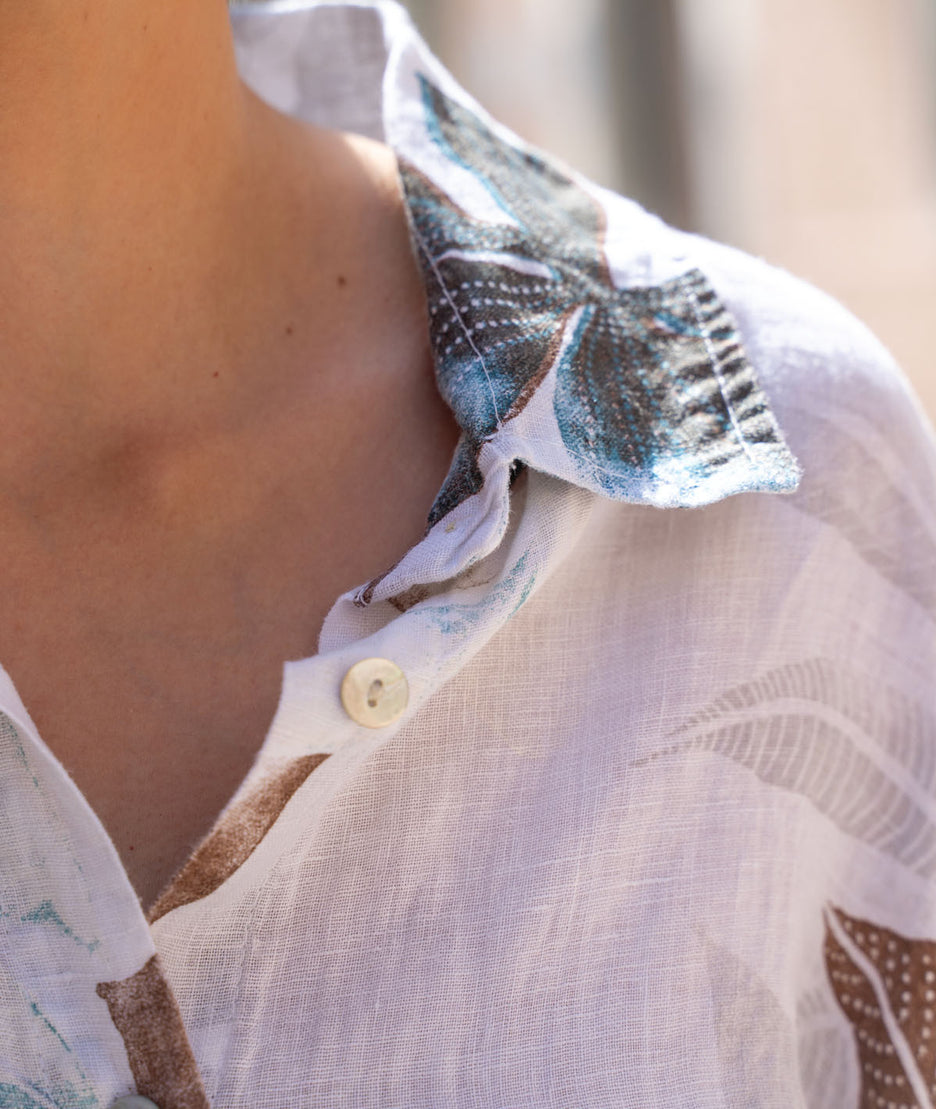 Chemise en lin Flowa blanc détails