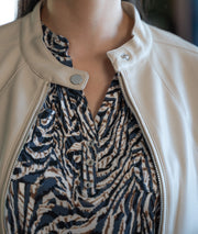 Veste en simili Calva détail col