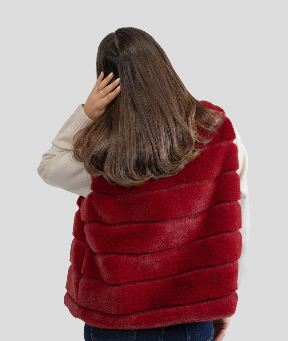 Gilet sans manches fausse fourrure Furla  bordeau dos