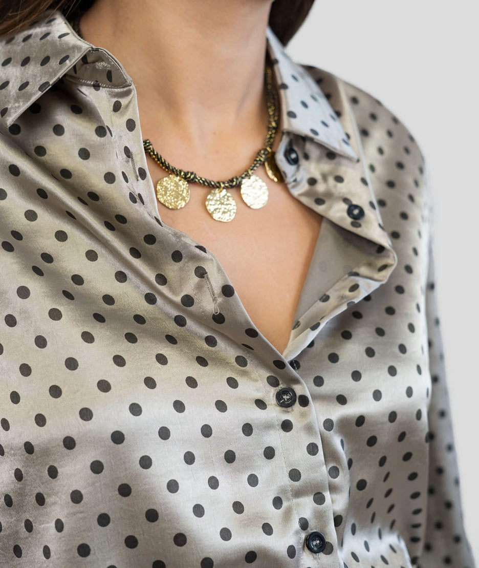 Ensemble en satin à pois gris détails col