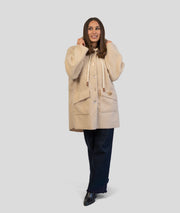 Manteau en bouclettes beige face
