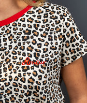 T-shirt léopard amour Léanna camel rouge détails