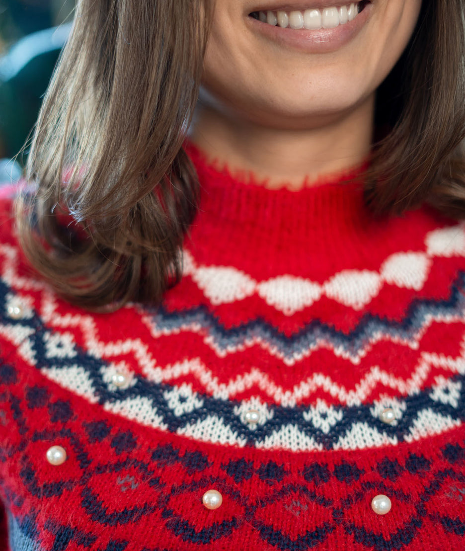 Pull en maille duveteuse avec perles Montanna rouge détails