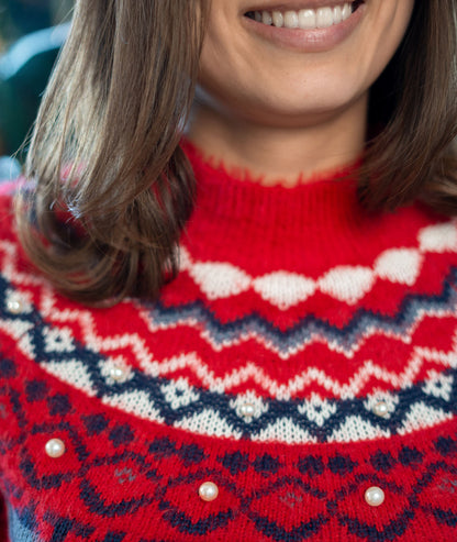 Pull en maille duveteuse avec perles Montanna rouge détails