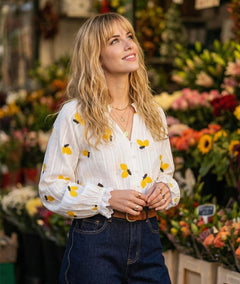 Chemise à broderies citrons face