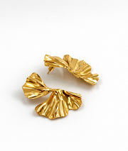 Boucles d'oreilles dorées Pétale face