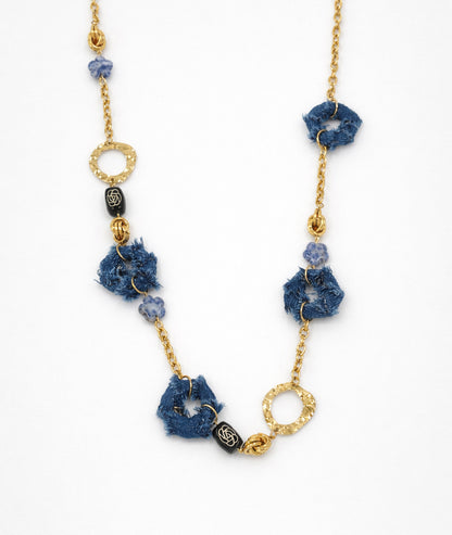 Collier sautoir détails jean Blue face