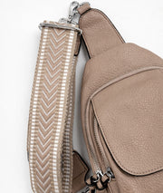 Sac banane en bandoulière Paulie taupe détail