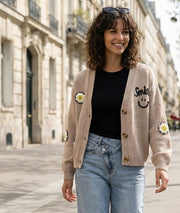 Gilet en maille à broderies Smily beige face avant
