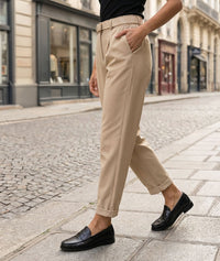 Pantalon Erika taille élastique coupe carotte - beige