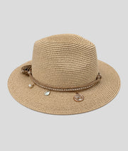 Chapeau Breloque en paille avec pendentifs beige face