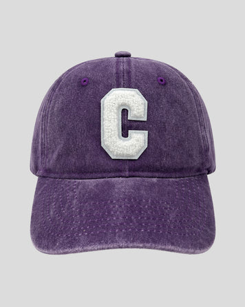 Casquette Cloe en jean inscription C violet face