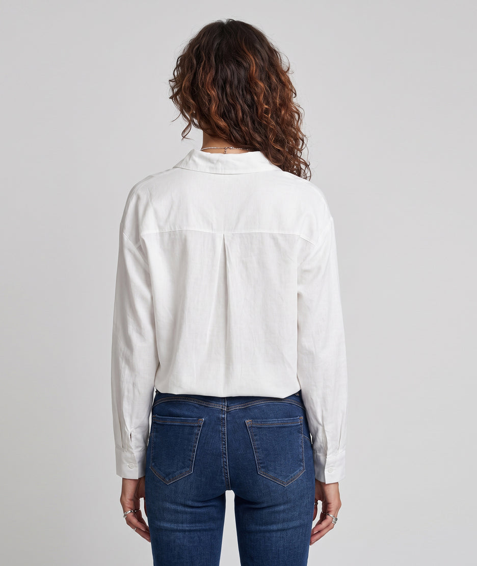 Chemise officier femme blanche à boutons brandebourg