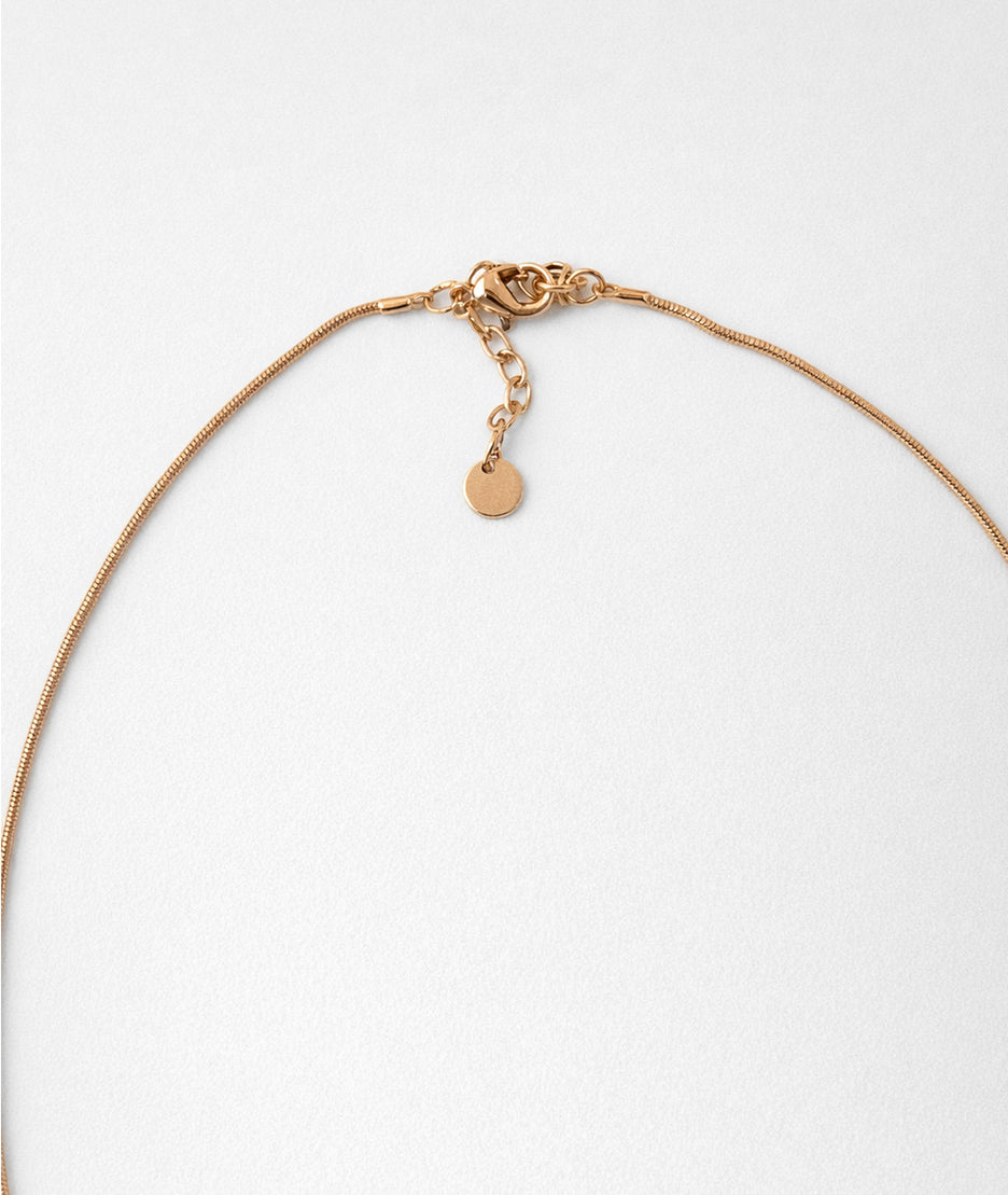 Collier sautoir pendentif Chat jaune détail