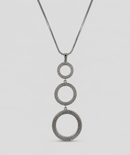 Collier Rondy gris avec pendentifs cercles texturés — marque Carnaby