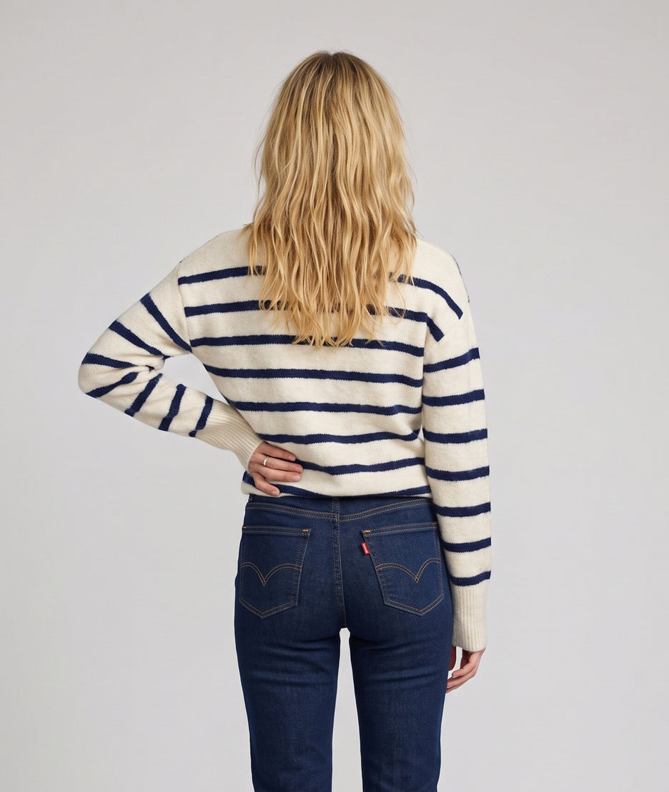 Gilet Alice marine et écru cache-cœur à rayures en maille duveteuse — Carnaby
