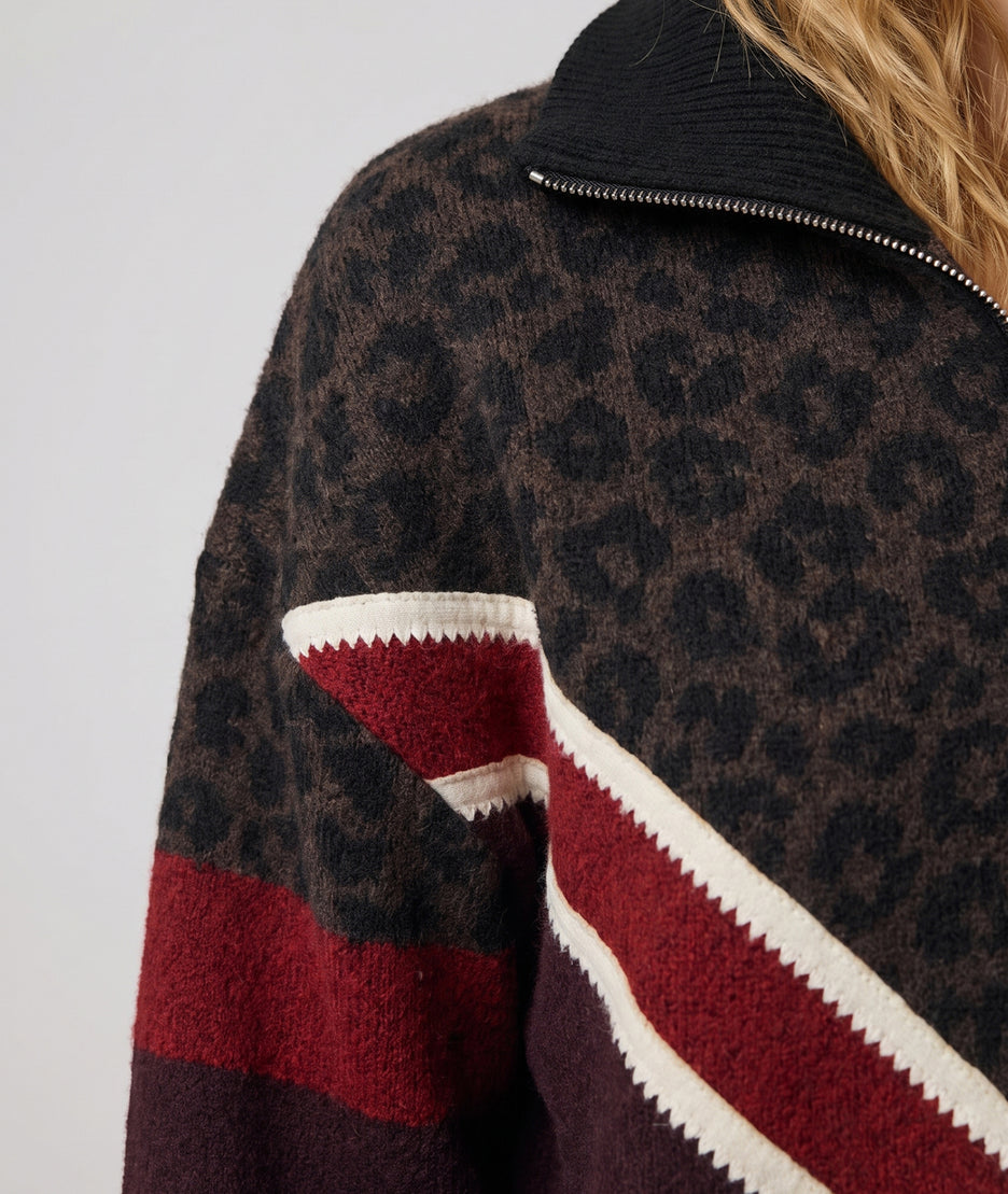 Gilet en maille femme Ama motif léopard bordeaux et rouge
