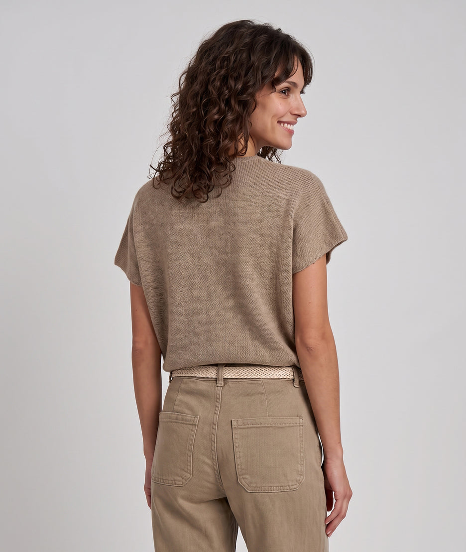 Gilet sans manches en maille femme Butonna beige à col V et boutons métalliques