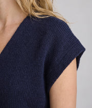 Gilet sans manches en maille femme Butonna marine à col V et boutons métalliques