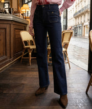 Jean brut coupe flare Wbrown face