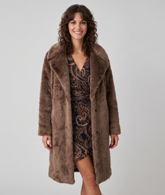 Manteau long Doria taupe en fausse fourrure femme