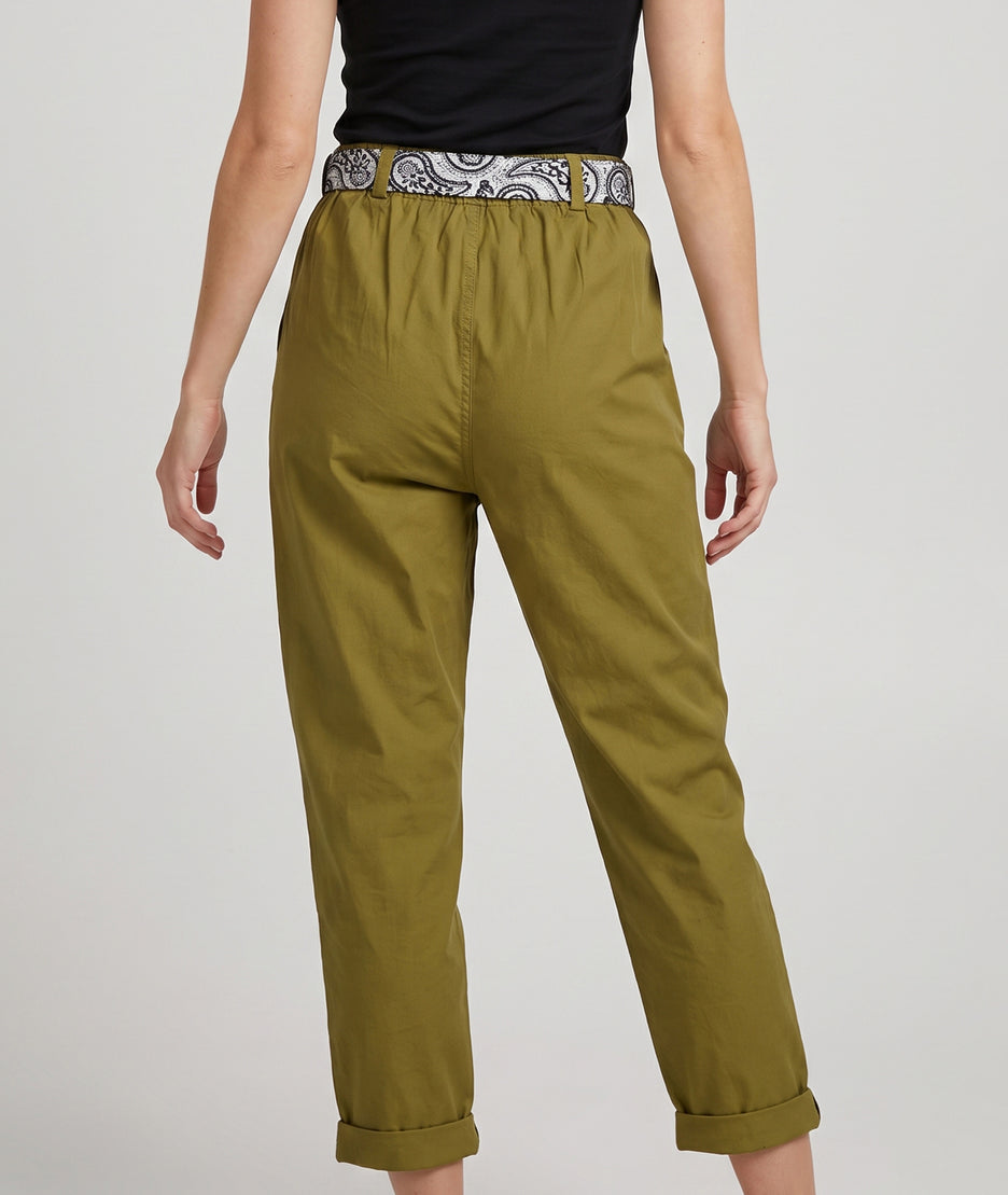 Pantalon Kaina kaki coupe carotte avec ceinture bandana dos — marque Carnaby