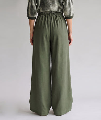 Pantalon habillé femme Carlita kaki coupe large à pinces