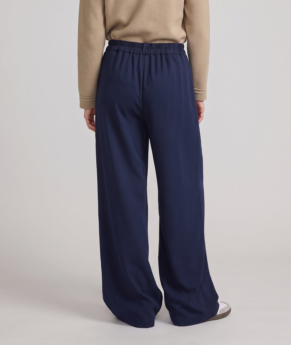 Pantalon habillé femme Carlita marine coupe large à pinces