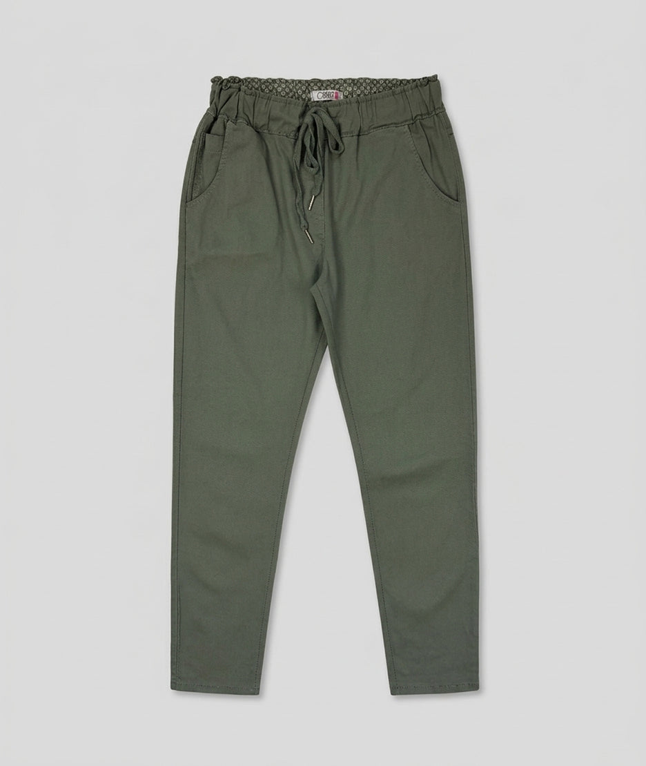 Pantalon Kaina coupe carotte kaki face