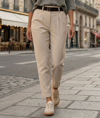 Pantalon Patricia coupe carotte en velours côtelé - ecru