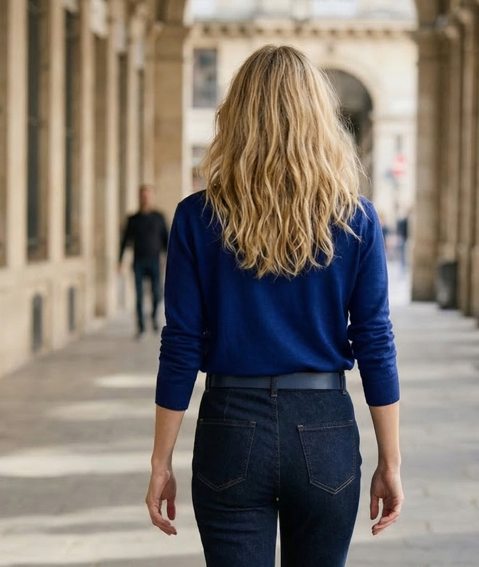 Pull à col chemise bleu roi dos