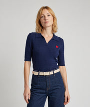 Pull Cuore marine manches courtes en maille torsadée avec broderie cœur rouge — Carnaby