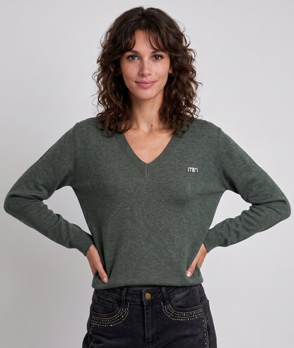 Pull col V femme kaki Miulo en maille fine avec broche en strass