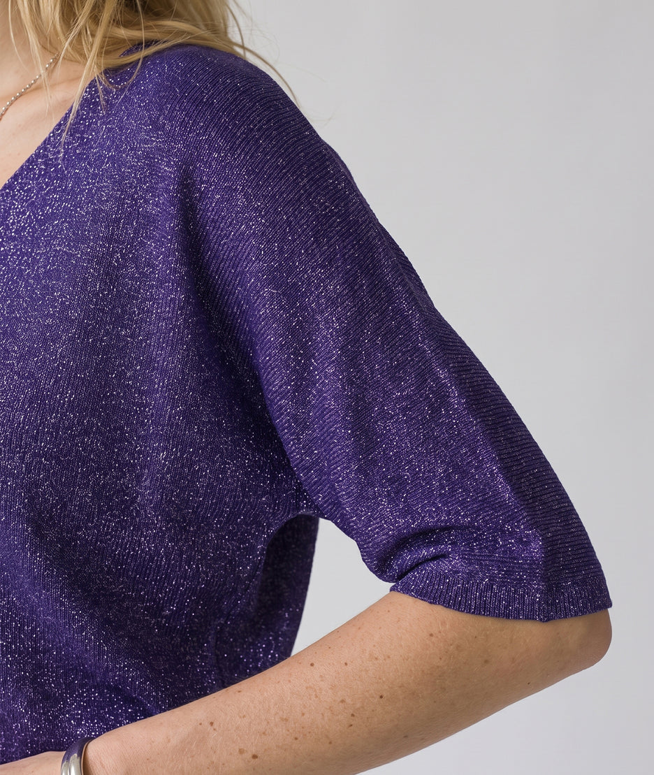 Pull femme Modali violet brillant en maille fine avec col V et manches mi-longues détail manche