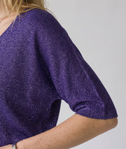 Pull femme Modali violet brillant en maille fine avec col V et manches mi-longues détail manche