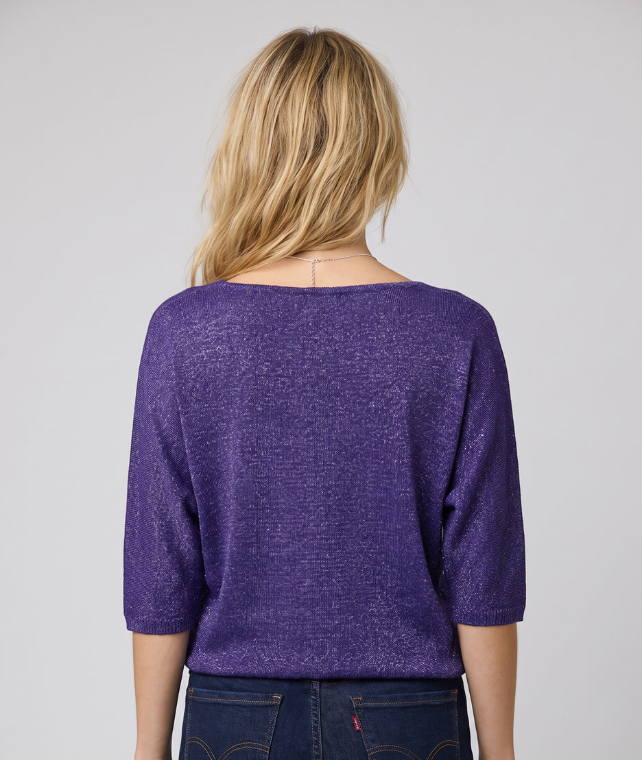 Pull en maille violet Modali brillant coupe ample vu de dos avec manches mi-longues