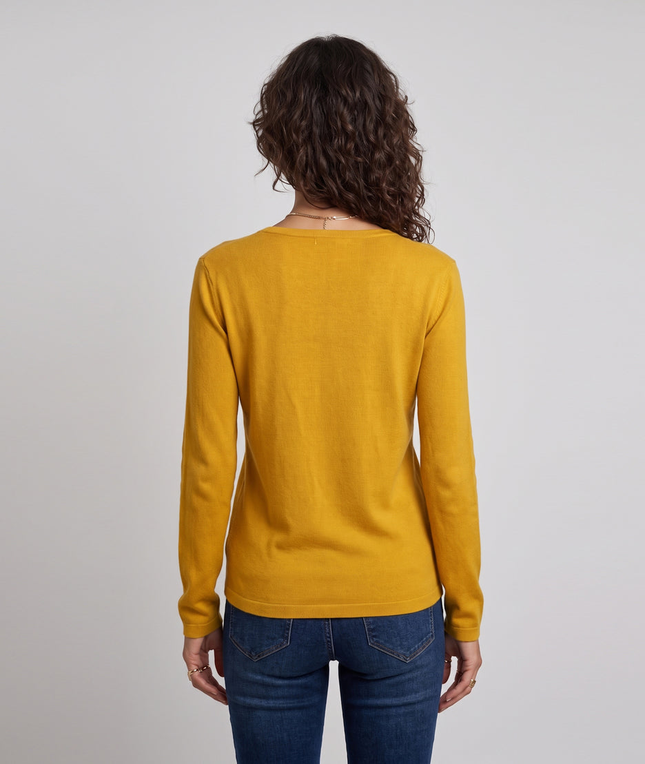 Pull col V femme Suzanna ocre en maille fine avec boutons