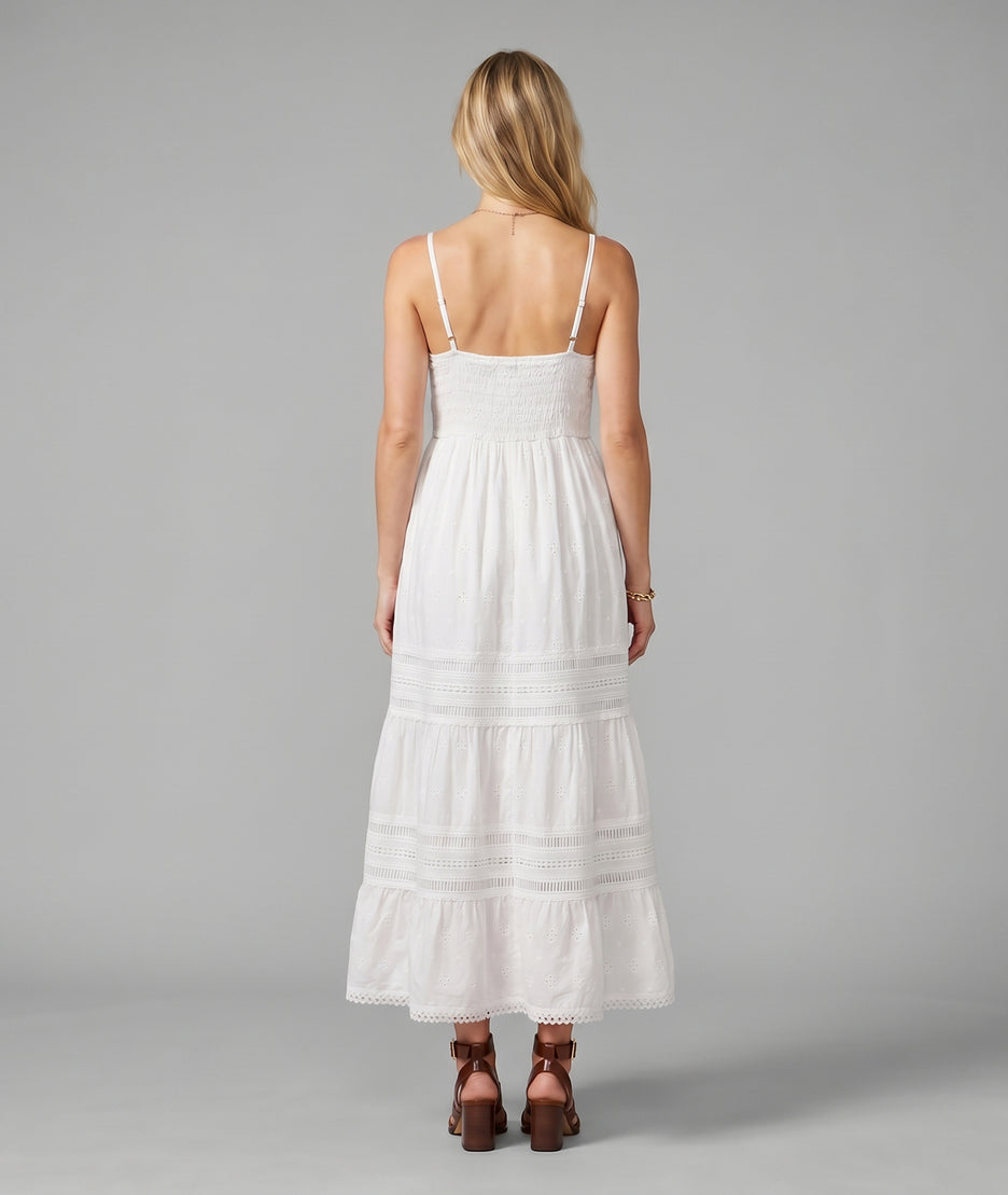 Robe longue Ella avec broderies ajourées blanc dos