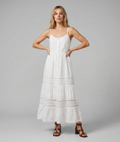 Robe longue Ella avec broderies ajourées blanc face