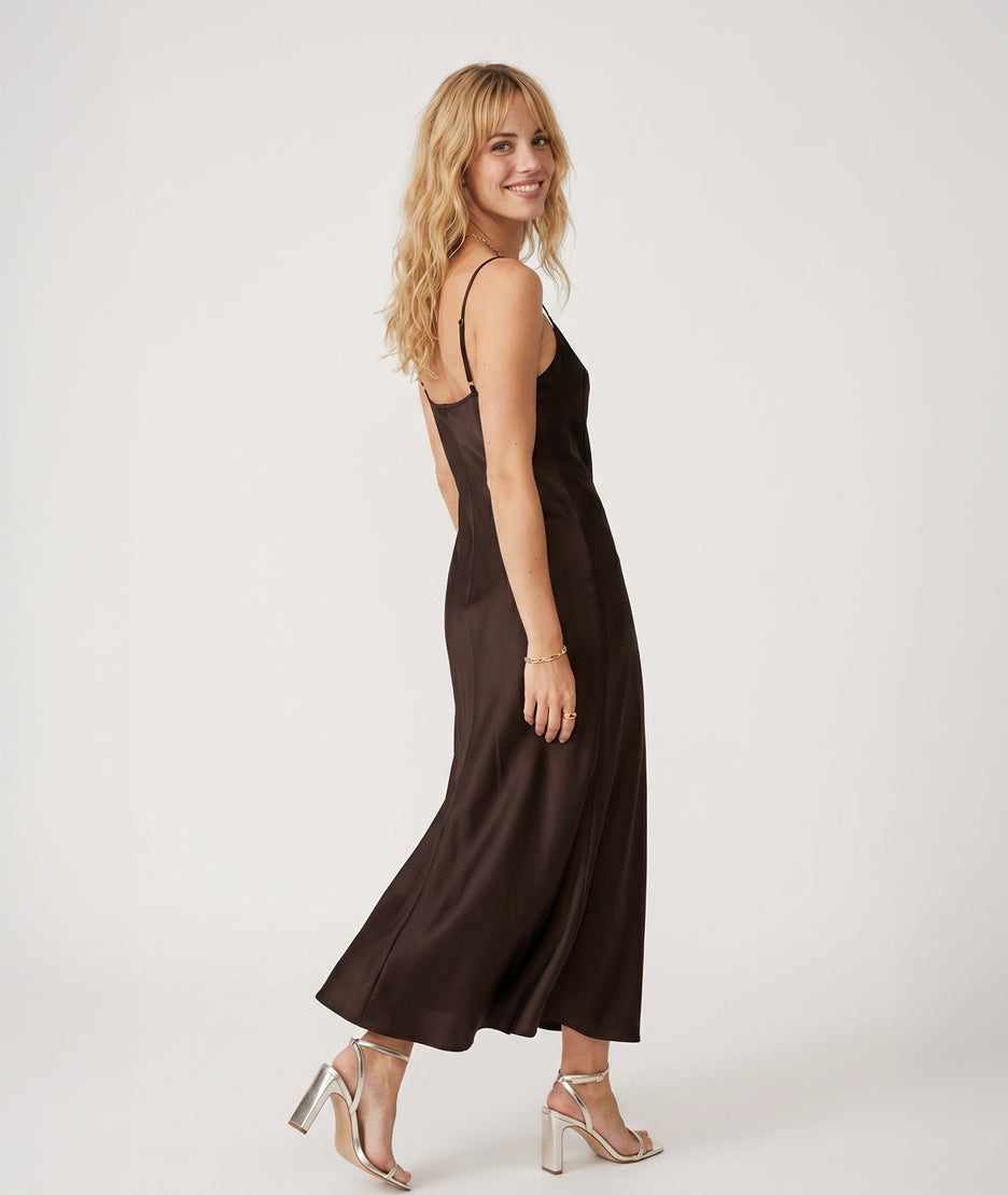 Robe longue Raso satinée col bénitier - choco