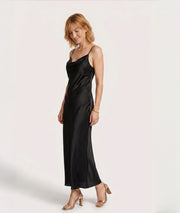 Robe longue Raso satinée col bénitier - noir